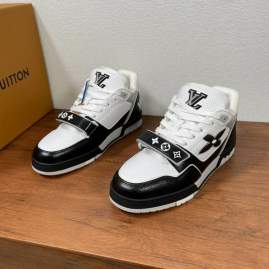 Picture of Louis Vuitton Shoes _SKULVsz38-46hnh034915525